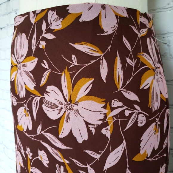 WAYF Floral-Patterned Chiffon Maxi Skirt--NWT--S - Picture 4 of 14